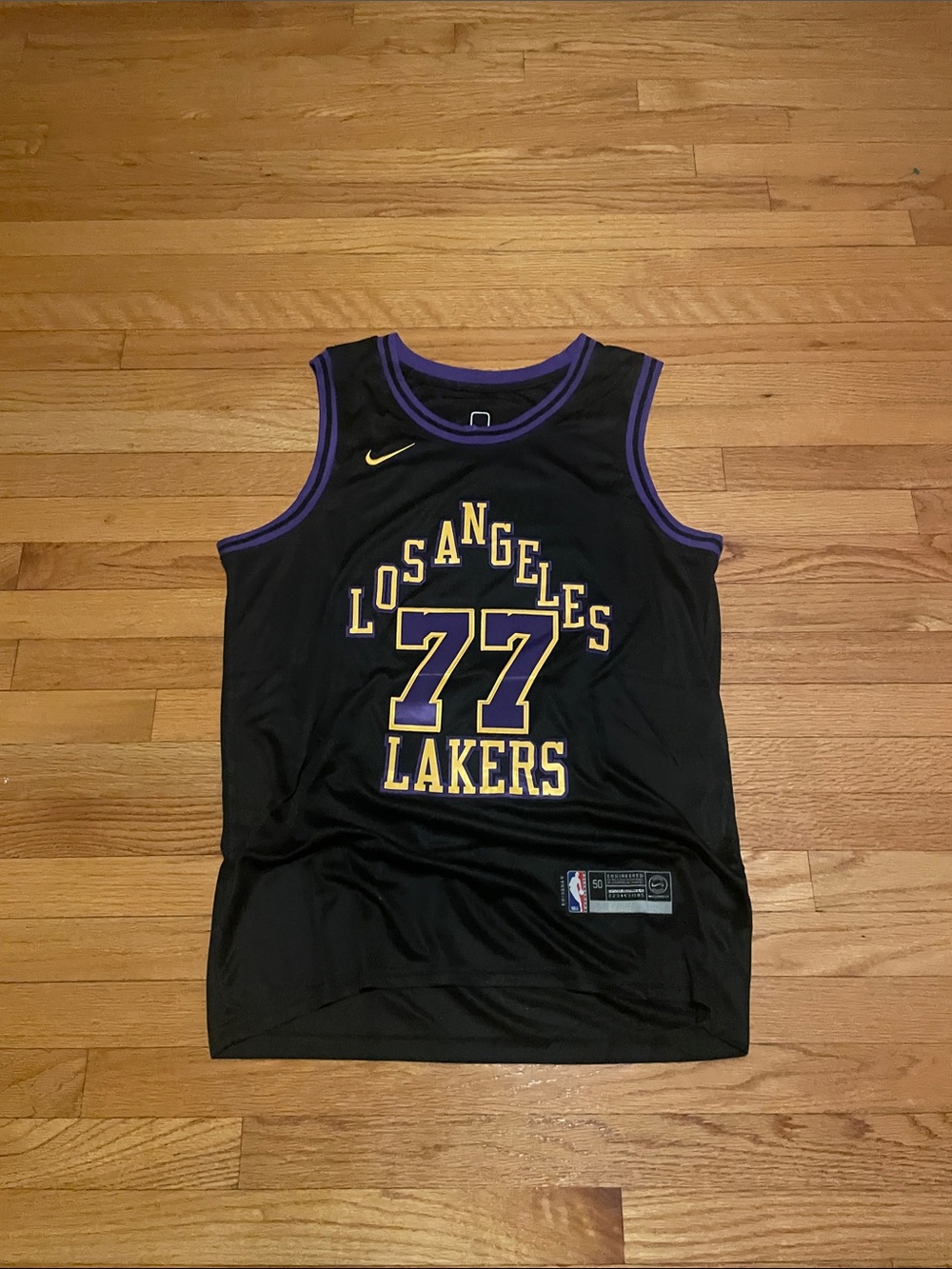 Luka Doncic swingman jersey Large Nike Black & Purple Los Angeles Lakers NWOT